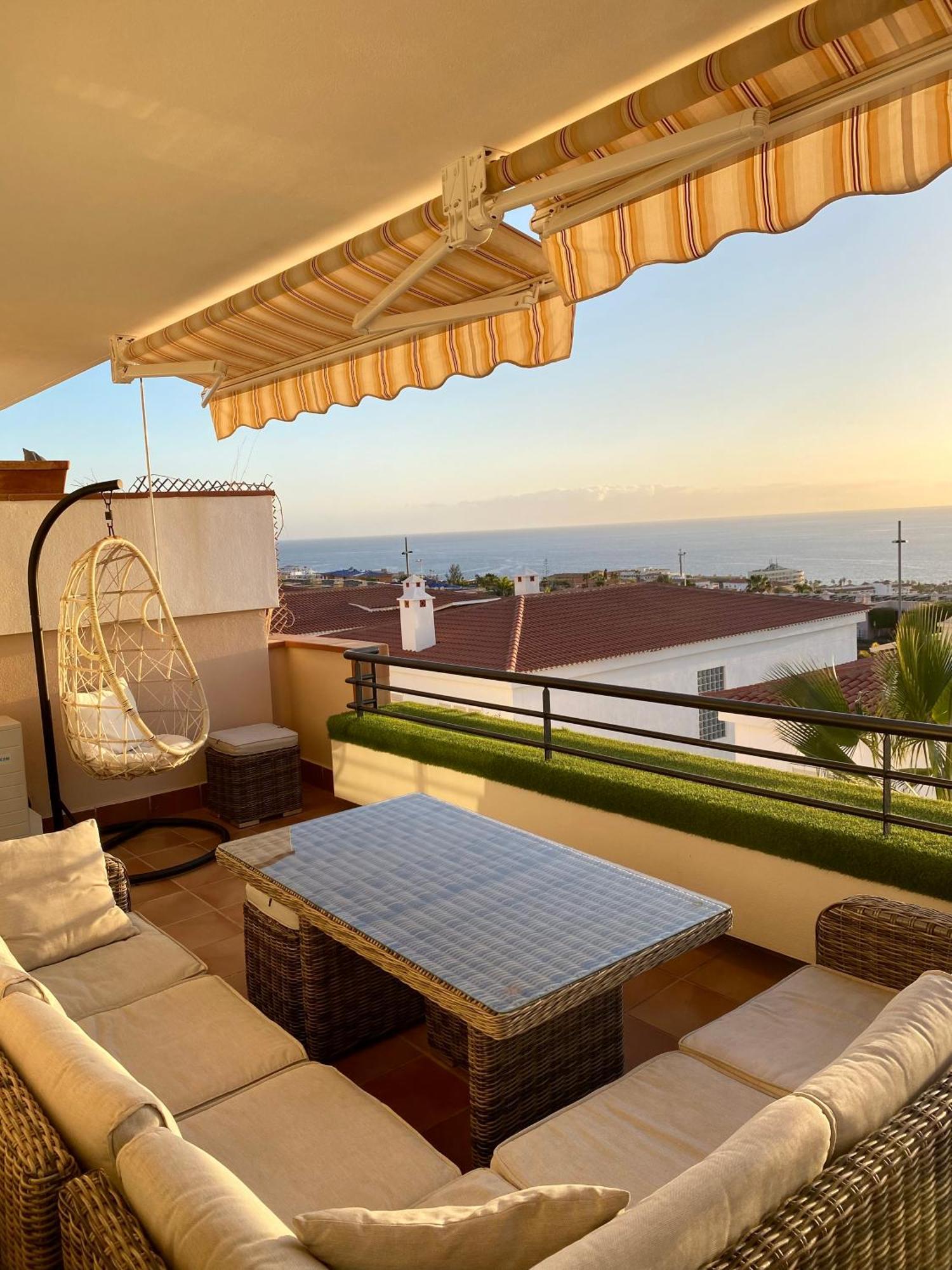 Apartment With Spectacular View In Puerto Santiago Puerto de Santiago  Exteriör bild