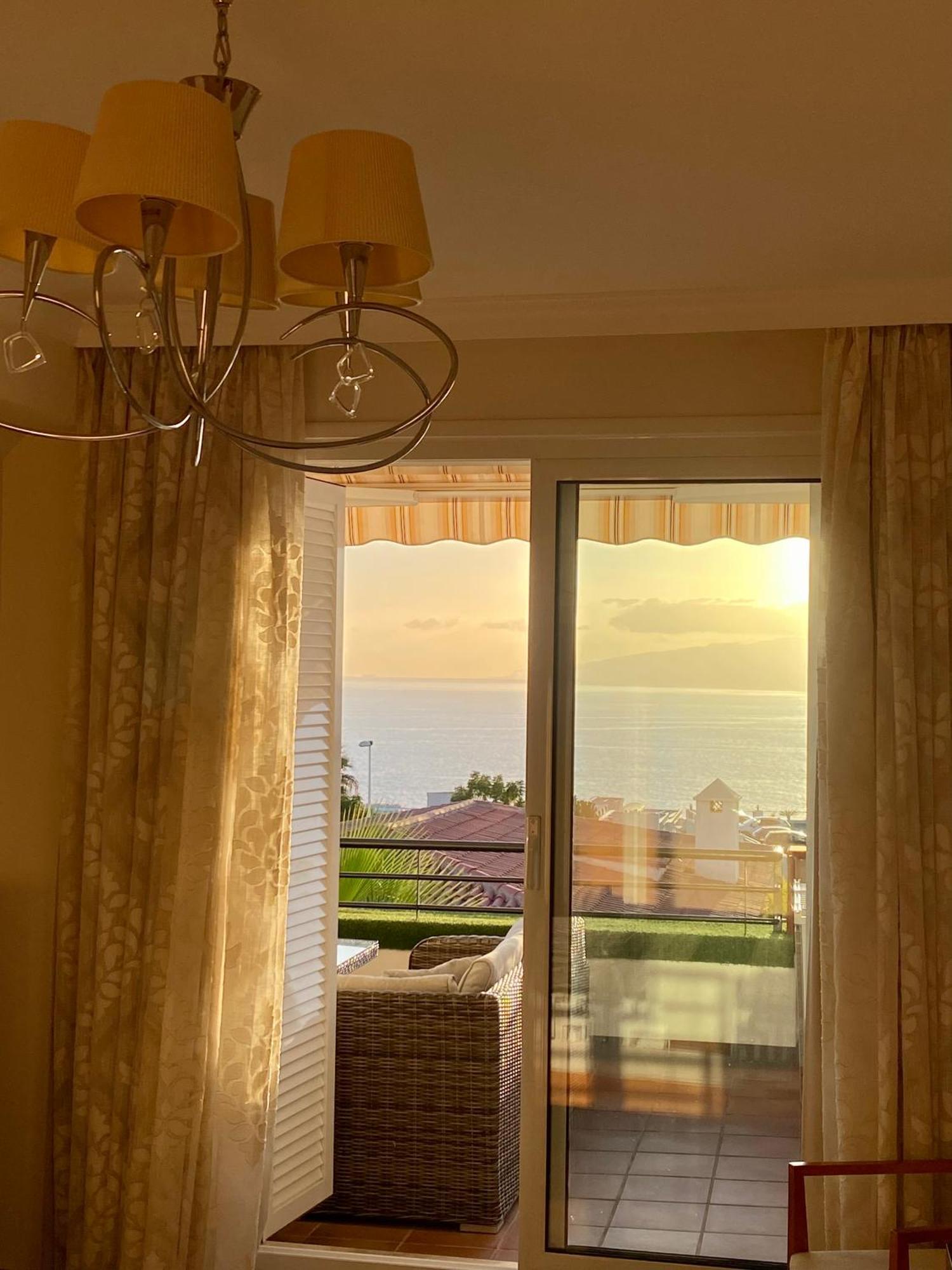 Apartment With Spectacular View In Puerto Santiago Puerto de Santiago  Exteriör bild