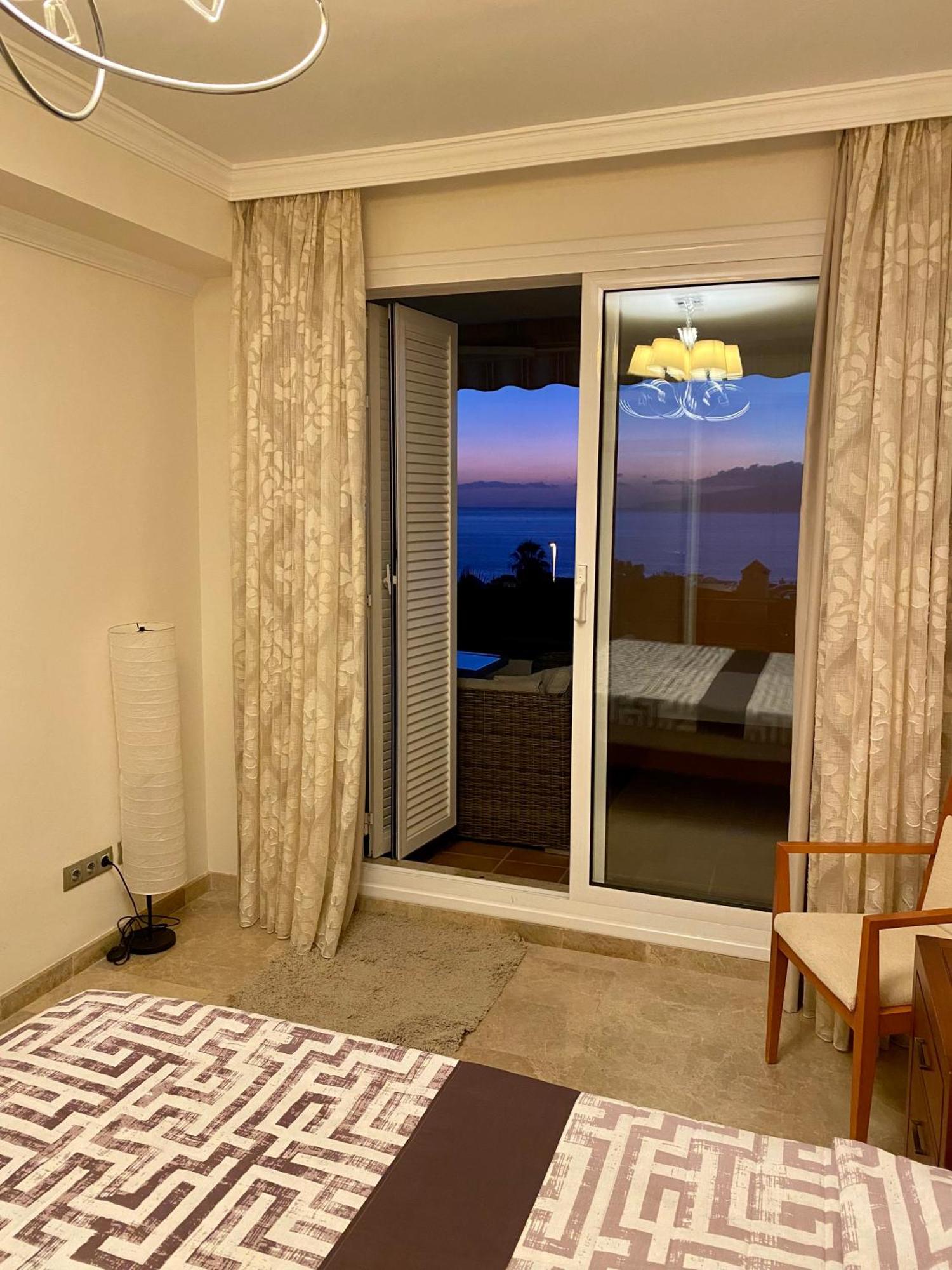 Apartment With Spectacular View In Puerto Santiago Puerto de Santiago  Exteriör bild